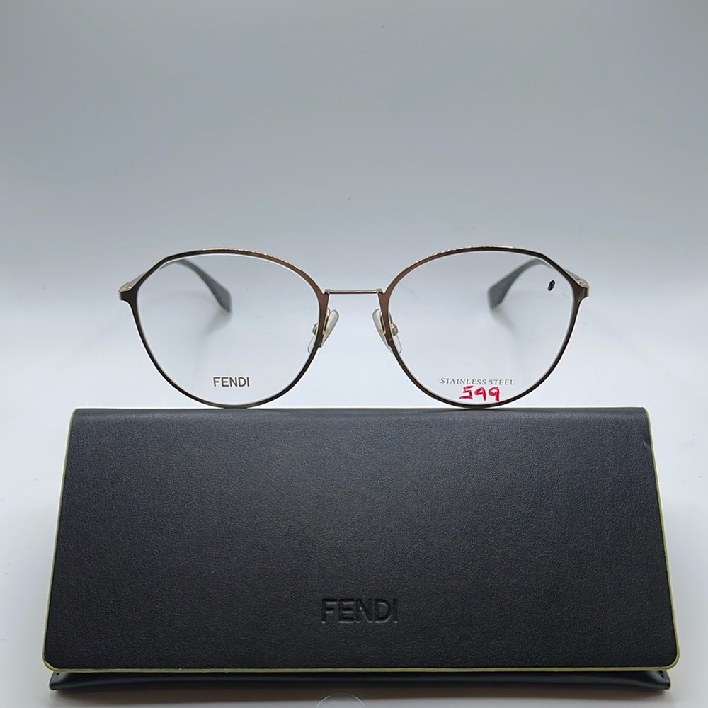 NWOT. Fendi oval, gold wire frames.